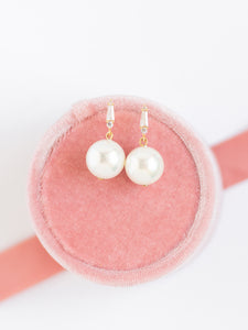 Baguette Pearl Earrings