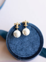 Load image into Gallery viewer, Gold Fleur De Lis Pearl Earrings
